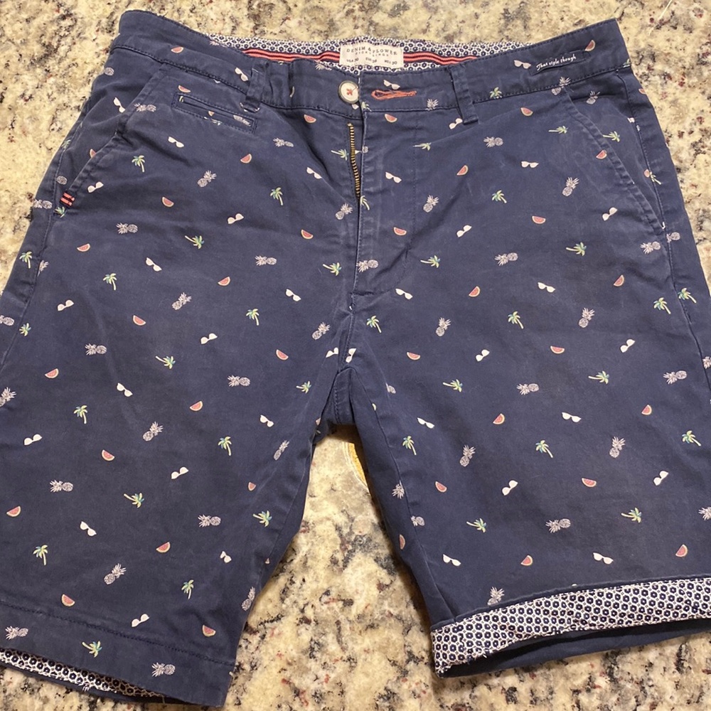 Mens size 30 Denim & Flower shorts